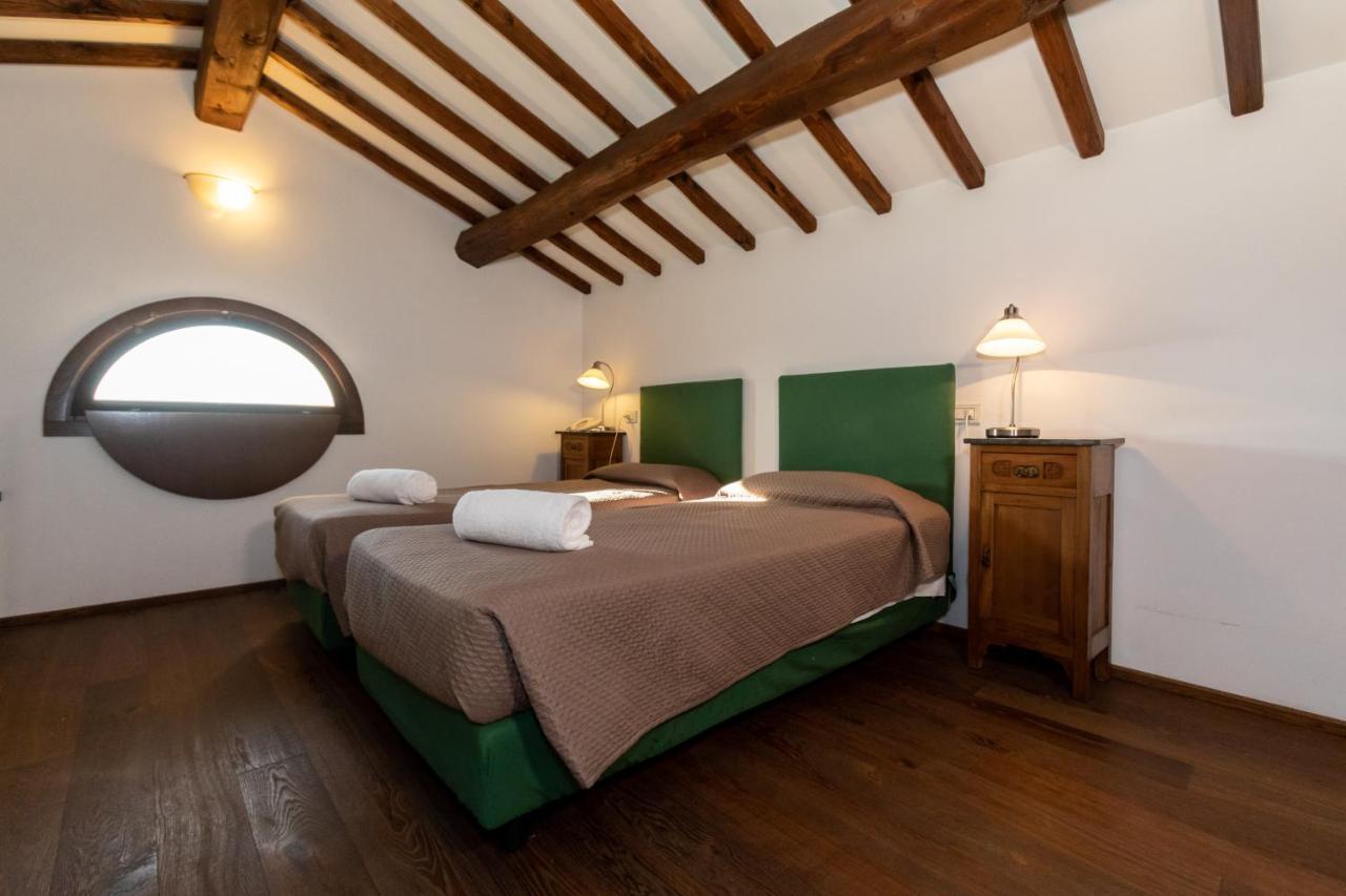 Residenza D'epoca Pietra Di Ponente Landhaus